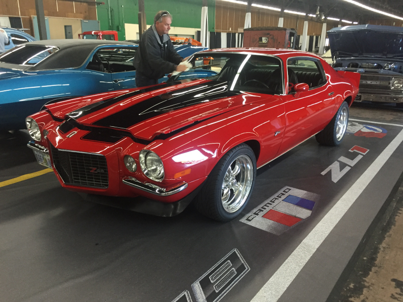 Illustration for article titled Columbia River Camaro Club - 60th Annual Portland Roadster Show Display